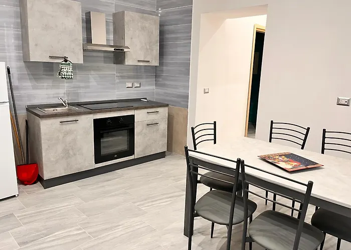 Orefici Maison 2 Naples